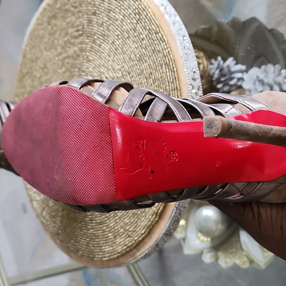 Designer Shoes - Picture 4 of 4